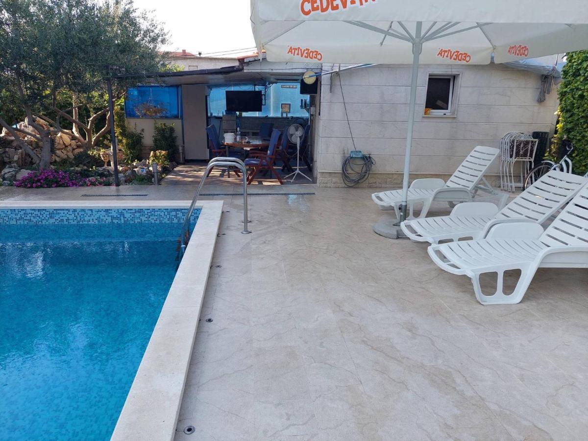 Apartments Nova Kastela Luaran gambar